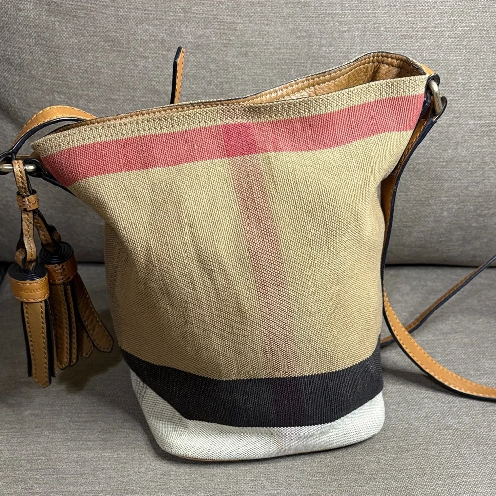 Burberry Ashby House Check Canvas Bucket Crossbody Leather Trim and Tassel - Picture 4 of 15